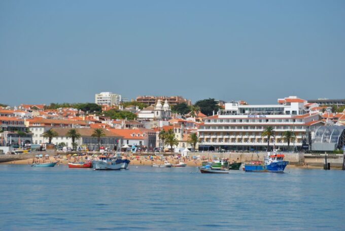 Cascais: Sailing Tour With Drink - Tailored Route Options