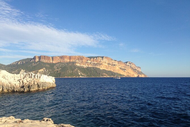 Cassis and Port Miou 5 Hours Tour From Aix-En-Provence - Accessibility and Transportation Details