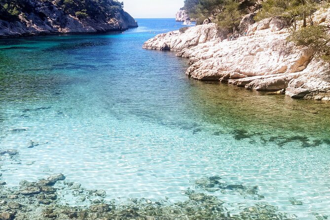 Cassis Hike: Port-Miou, Port-Pin, En-Vau - National Park and Stops