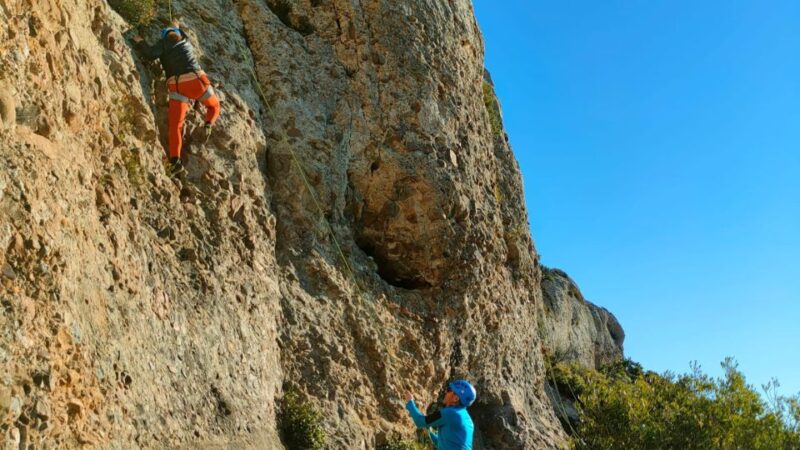 Cassis - La Ciotat: Climbing Class on the Cap Canaille - Language Options