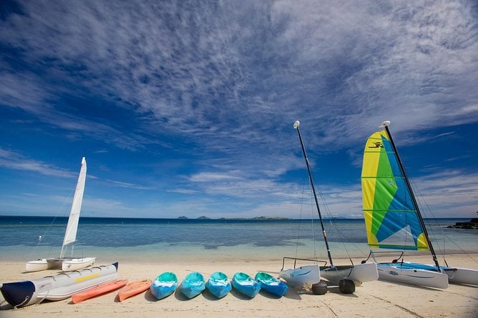 Castaway Island Day Cruise - Activities and Amenities