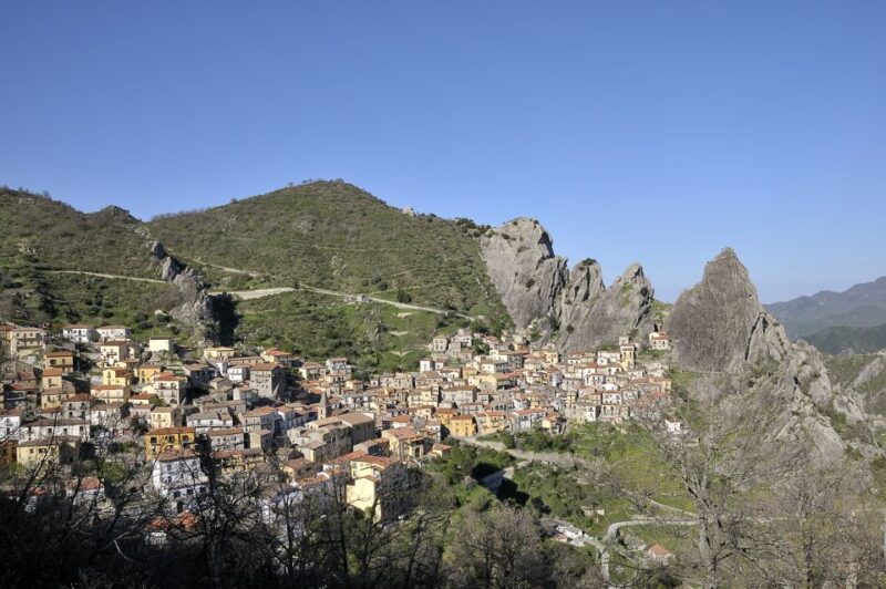 Castelmezzano: 2-Hour Beautiful Village in Italy Tour - Tour Inclusions
