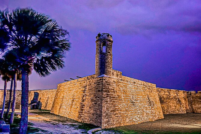 Castillo After Dark 1 Hour Guided Exterior Tour - Guided Tour of the Exterior Fortifications