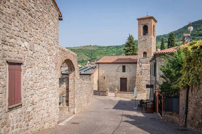 Castle, Medieval Village, Venetian Baroque Garden, Wine Tasting Private Tour - Traveler Feedback