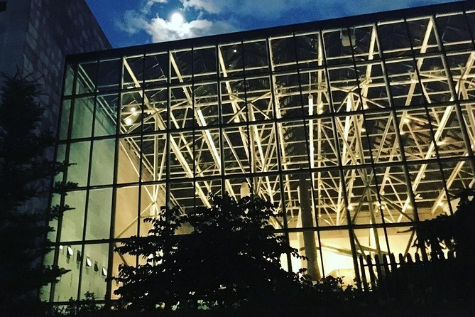 Castle to Capitol: Museums of the National Mall Architecture Tour - Exploring the Iconic Smithsonian Buildings