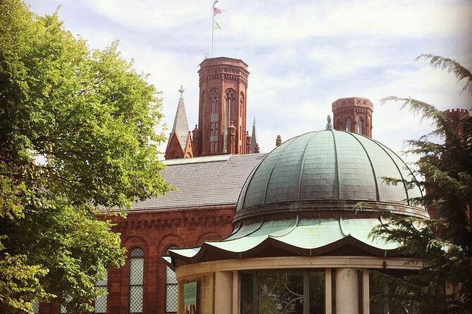 Castle to Capitol: Museums of the National Mall Architecture Tour - Discovering the History and Culture of the Nation