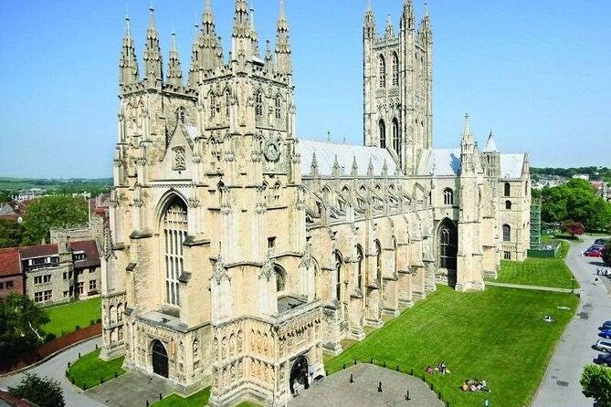 Castles and Cathedrals Oxford PhD Guide 2 Day Tour - Tour Schedule Details