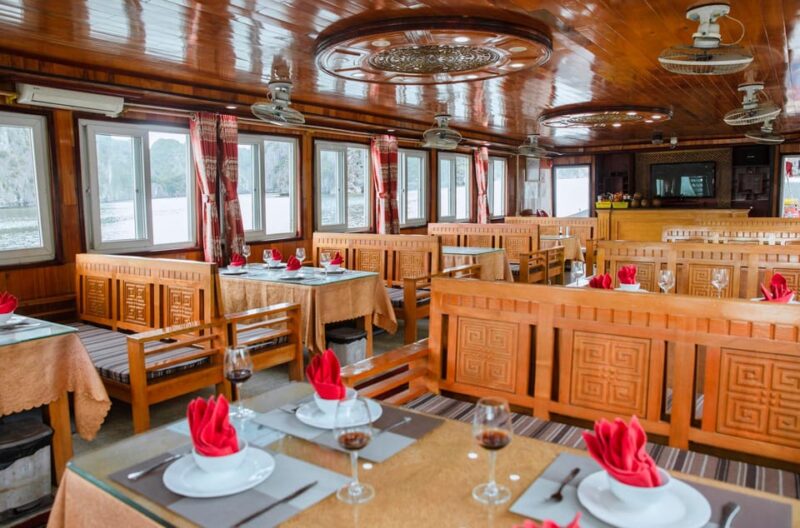 Cat Ba: 2-Day Lan Ha Bay Cruise With Plankton Excursion - Key Points