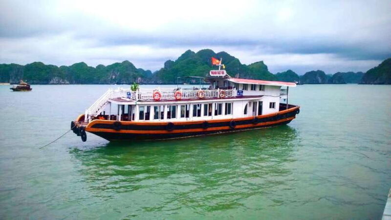 CAT BA :2d1n Lan Ha BAy-Ha Long BAy With Plankton Excursion - Day 2 Schedule