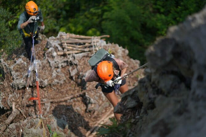 Cat Ba Abseiling Tour - Explore The Biggest Lagoon of Lan Ha Bay - What to Expect from the Tour: A Detailed Breakdown