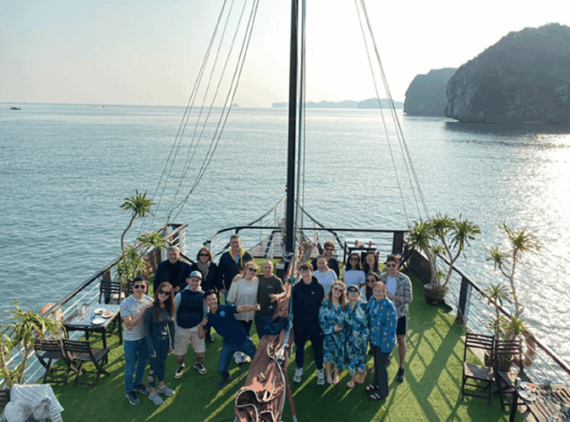 Cat Ba: Lan Ha Bay Premium Cruise W Kayak & Snorkel Full Day - Itinerary Highlights