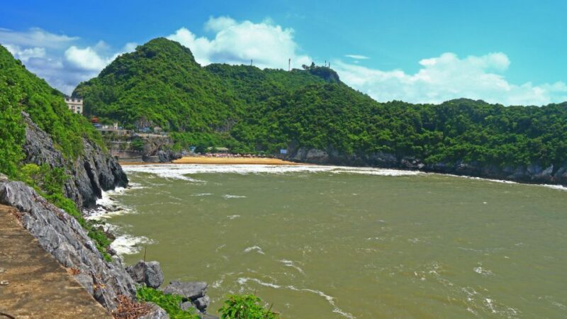 Cat Ba: Lan Ha & Ha Long Bay Kayak & Snorkel Boat Tour - Itinerary Highlights