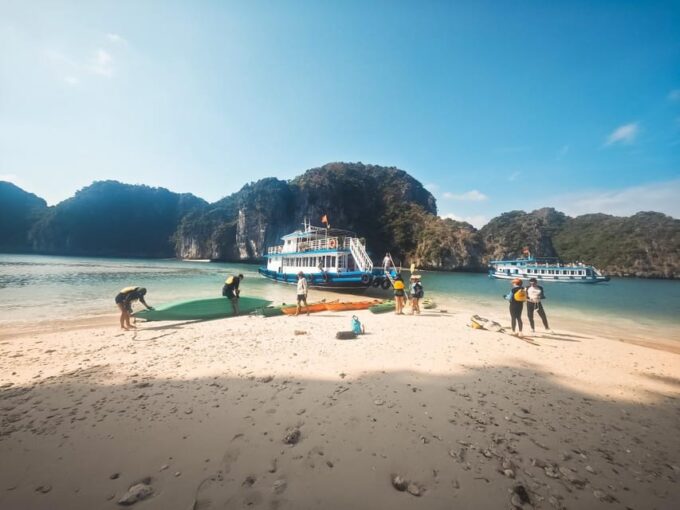 Cat Ba_Sup/Trekking Conquering Cat Ba Forest and Lan Ha Bay - Rules and Regulations