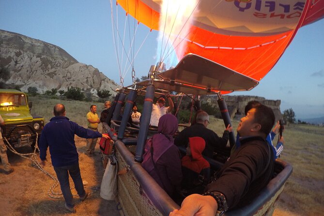 Cat Valley Ballon Tour In Cappadocia With Free Hotel Transfer - Health and Safety Guidelines