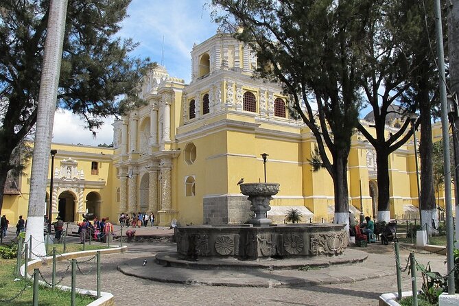Catacombs and Crypts in Antigua Guatemala. - Encountering Baroque Architecture