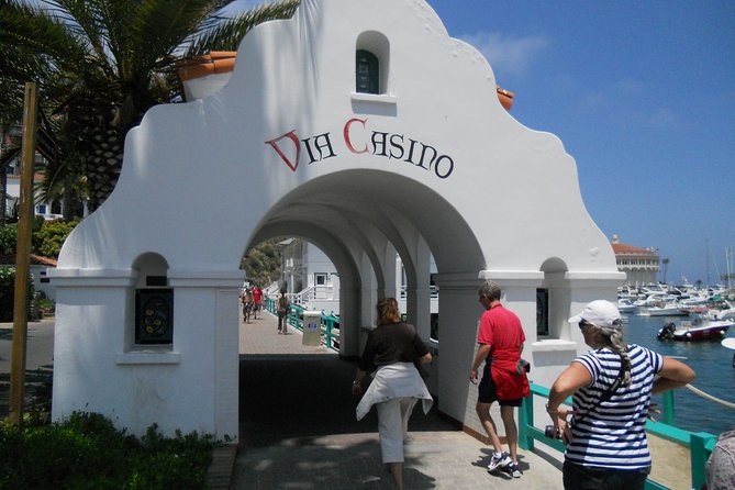 Catalina Island Scavenger Hunt Adventure - Exploring Avalon and the Waterside Casino