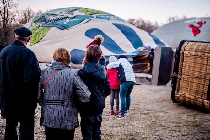 Catalonia Hot Air Balloon Ride and Breakfast Over the Volcanoes of La Garrotxa - Meeting Point and Pickup Details