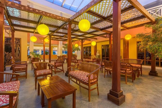 Catalonia Resort Private Airport Transfer - Vehicle and Group Size