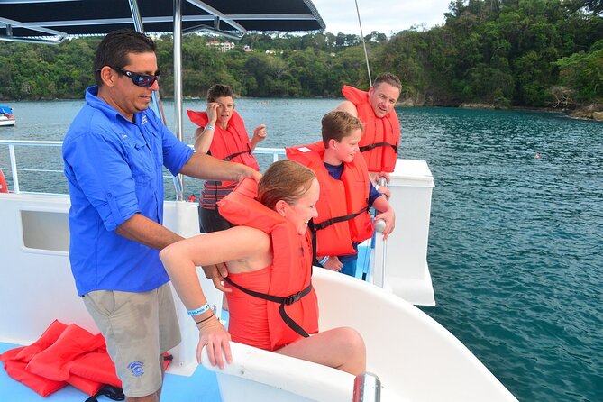 Catamaran Adventure From Manuel Antonio - What to Expect
