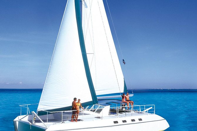 Catamaran Adventure in Cancun - Included Amenities