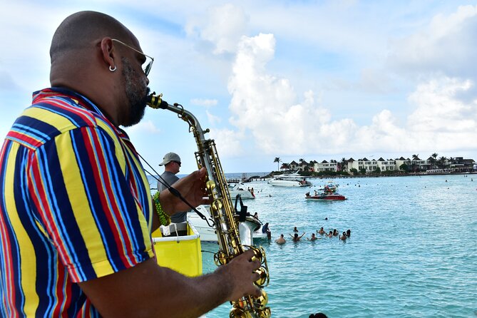 Catamaran Adventure Tour Isla Mujeres Unlimited From Cancun With Transportation - Exploring Isla Mujeres