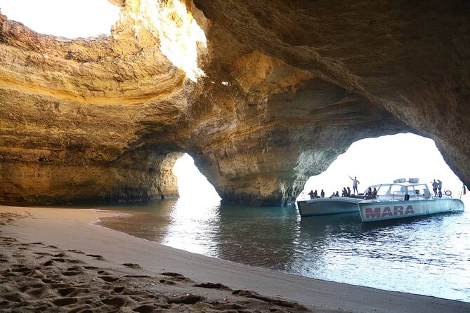 Catamaran Cruise: Caves and Coastline to Benagil - Catamaran Features
