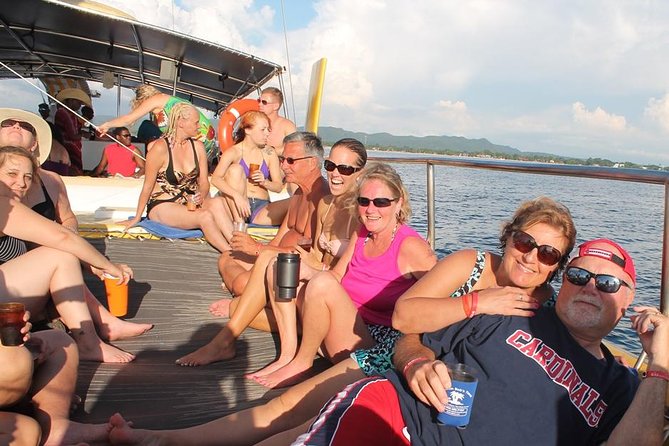 Catamaran Cruise Full Day Tour to Ricks Cafe and Negril Beach - Guest Experiences and Feedback
