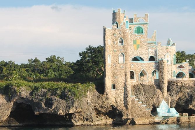 Catamaran Cruise Full Day Tour to Ricks Cafe and Negril Beach - Sunset Viewing at Ricks Cafe