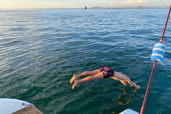 Catamaran Cruise in Cape Town - Cruise Duration and Route