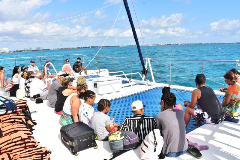 Catamaran Cruise to Isla Mujeres & Buffet Lunch - Key Points