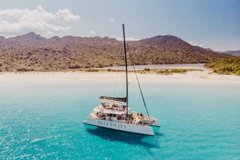 Catamaran Day Excursion - Catamaran Features
