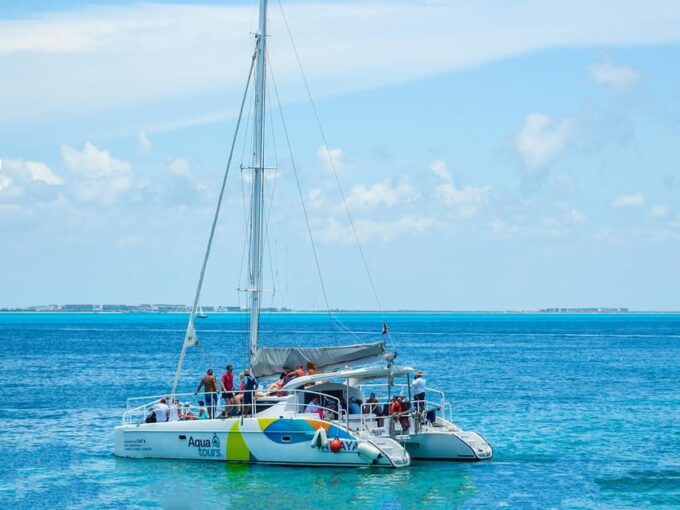 CATAMARAN ENCOUNTER ISLA MUJERES - Catamaran Transportation Details