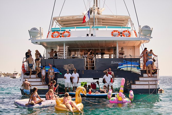 Catamaran From Cannes - Meeting and End Points