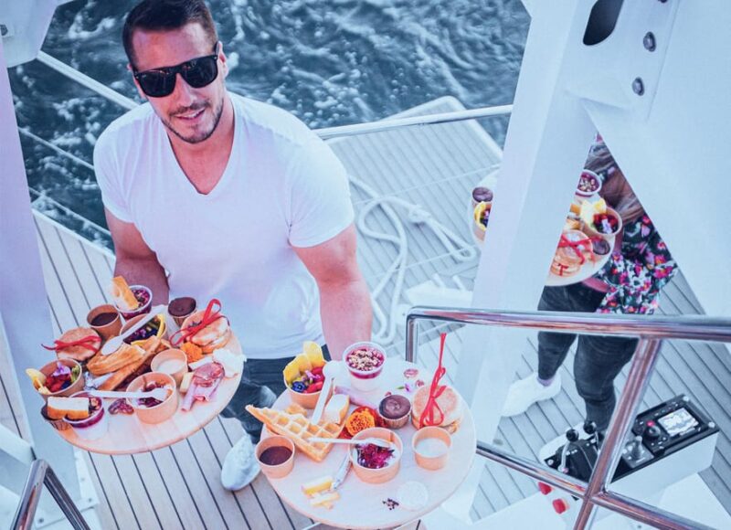 Catamaran Lucile | Sunday Brunch - Exceptional Coastline Views
