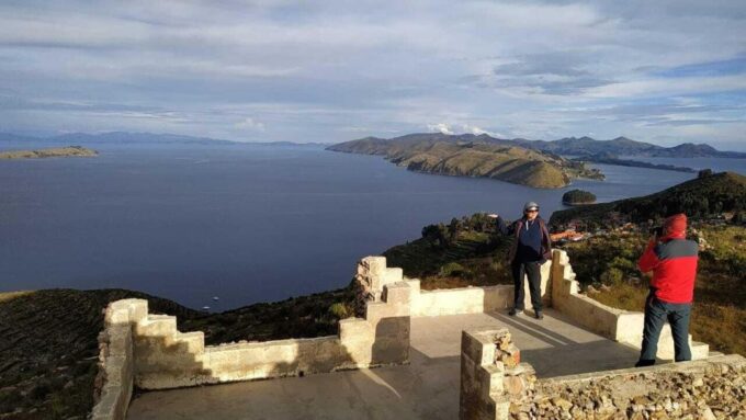 Catamaran on Lake Titicaca and Visit to the Isla Del Sol - Transportation and Guides