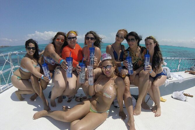 Catamaran Party Boat Cancun - Meeting and Pickup Details