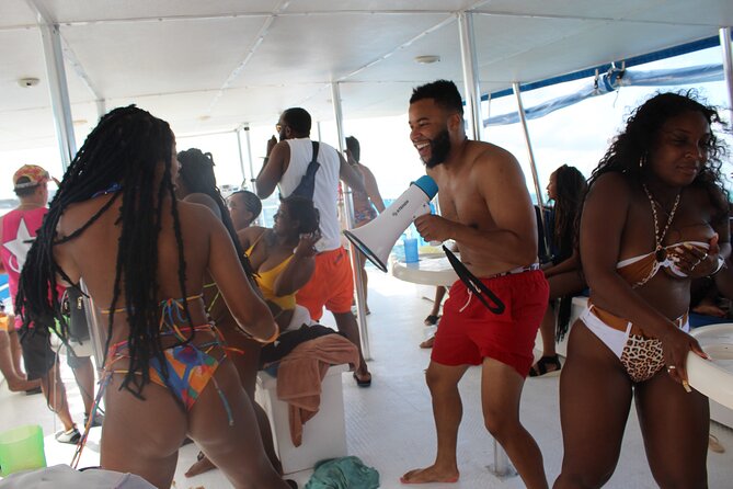 Catamaran Party Boat Cancun - Reviews and Feedback Analysis