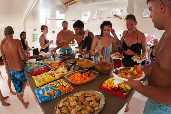 Catamaran Sailing & Snorkeling From Playa Hermosa - Meeting and Pickup Location