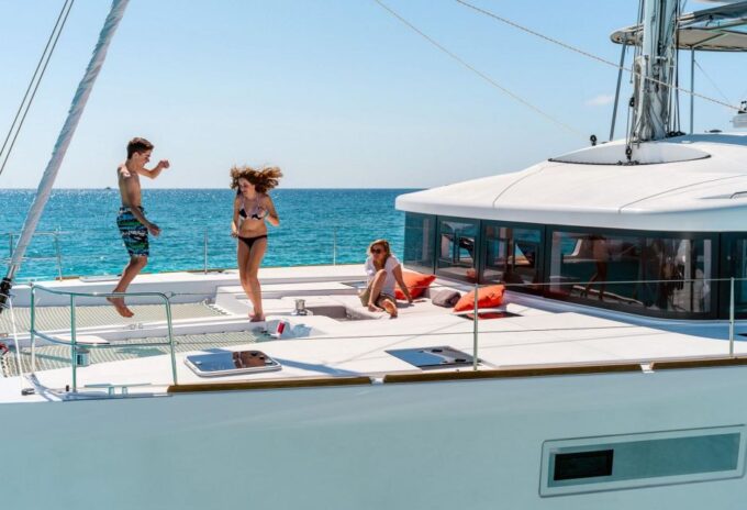 Catamaran Sunset Cruise Dia Island - Premium Menu & Drinks - Potential Wildlife Sightings