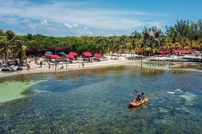 Catamaran to Isla Mujeres Only for Adults - Buffet & DJ at the Beach Club - Meeting Point and Arrival