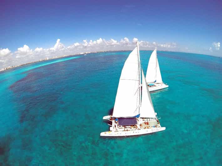 Catamaran to Isla Mujeres Open Barff - Key Points