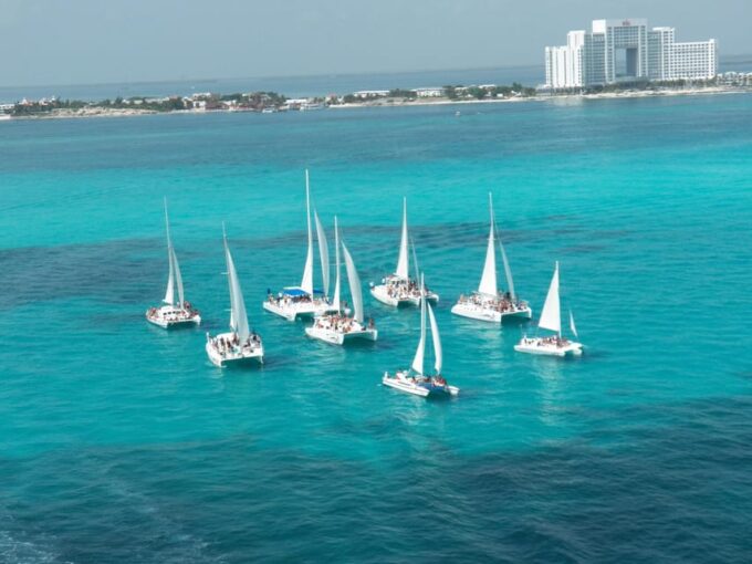 Catamaran to Isla Mujeres Open Barff - Departure Details