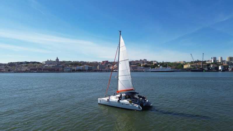 Catamaran Tour on the Tagus With Views of Fascinating Lisbon - Experience and Itinerary