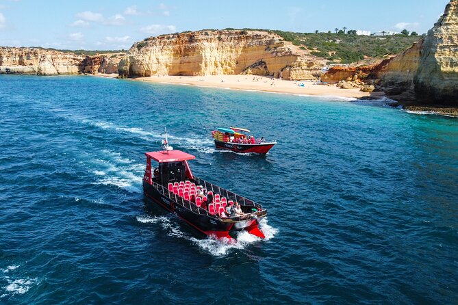 Catamaran Tour to Benagil Caves - Catamaran Amenities