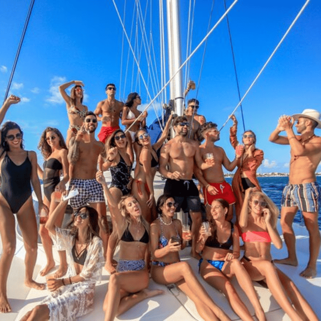 Catamaran Tour to Isla Mujeres From Cancun All Inclusive - Isla Mujeres Exploration