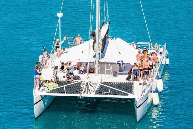 Catamaran Tour to Isla Mujeres From Cancún With Bar and Lunch - Highlights of the Experience