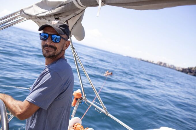 Catania: Coastline Sailing Trip With Aperitif and Prosecco - Sicilian Appetizers and Prosecco