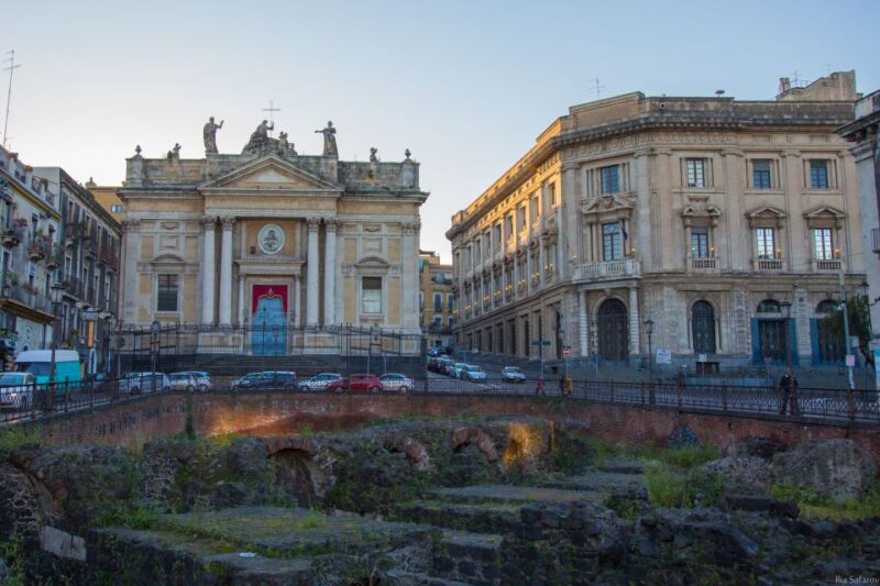 Catania: Evening City Secrets and Aperitif Tour - Tour Itinerary