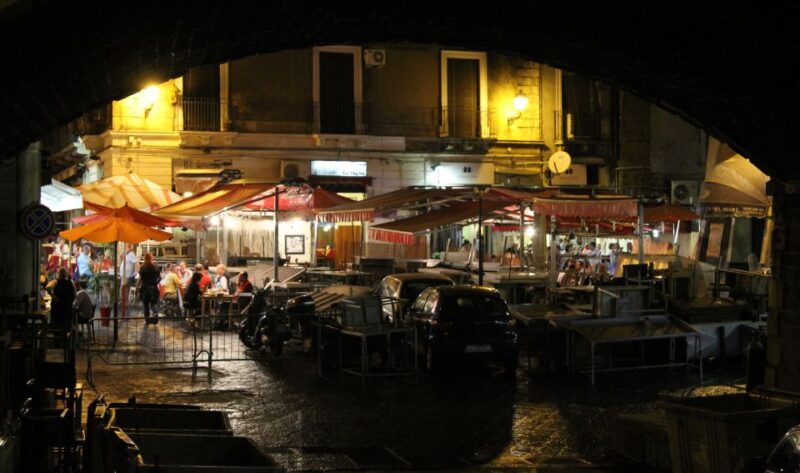 Catania: Guided Street Food Tour With Tastings - Catanias Cathedral and Piazza Duomo