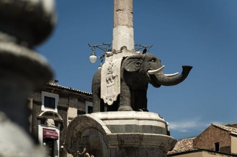 Catania Highlights Walking Tour With A Guide - Key Points